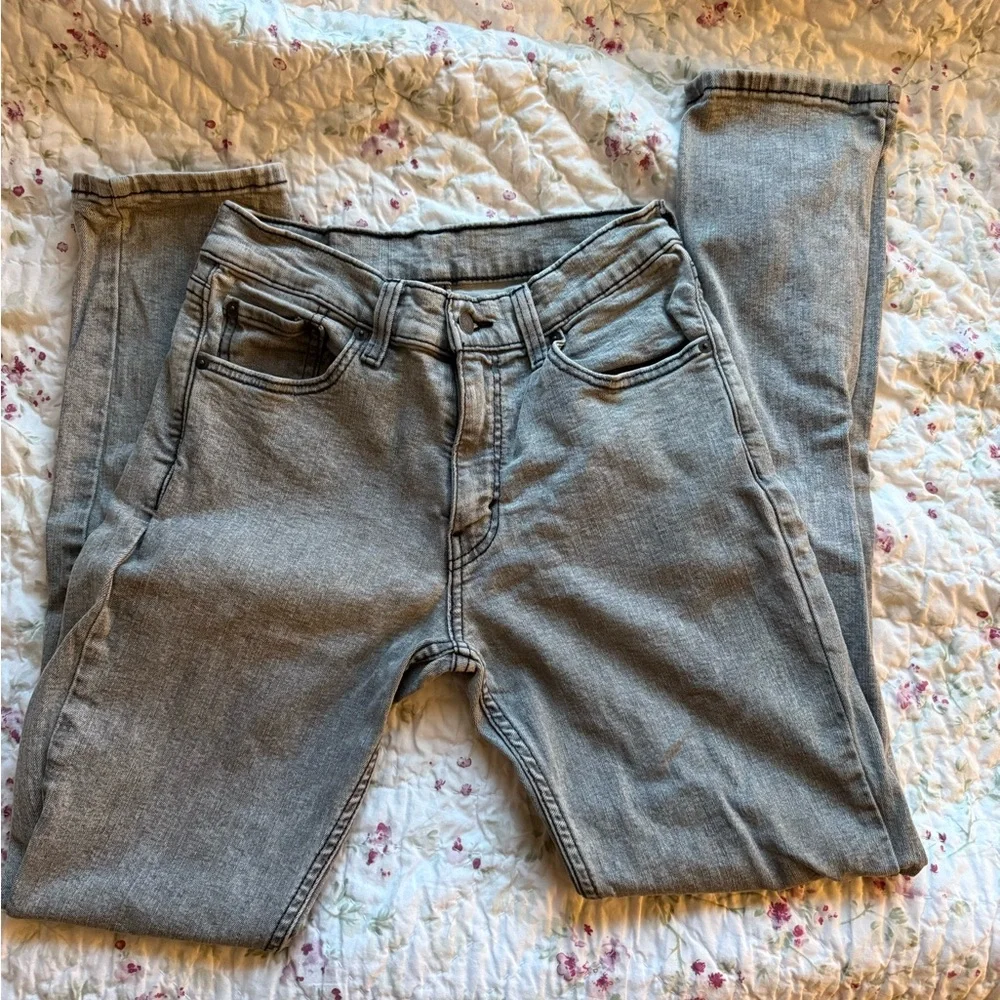 Levi's Jeans - Picture 2 of 3